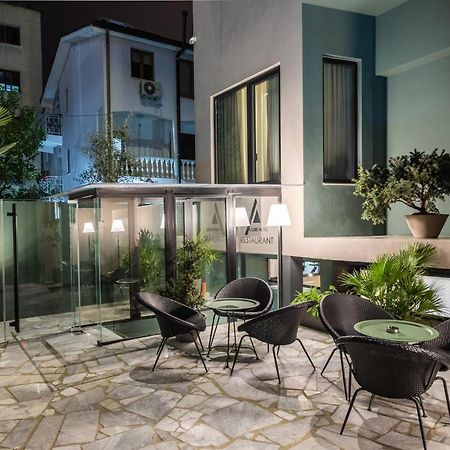 Allure Boutique Hotel ティラナ エクステリア 写真