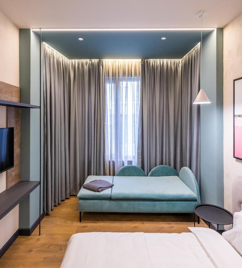 Allure Boutique Hotel ティラナ エクステリア 写真